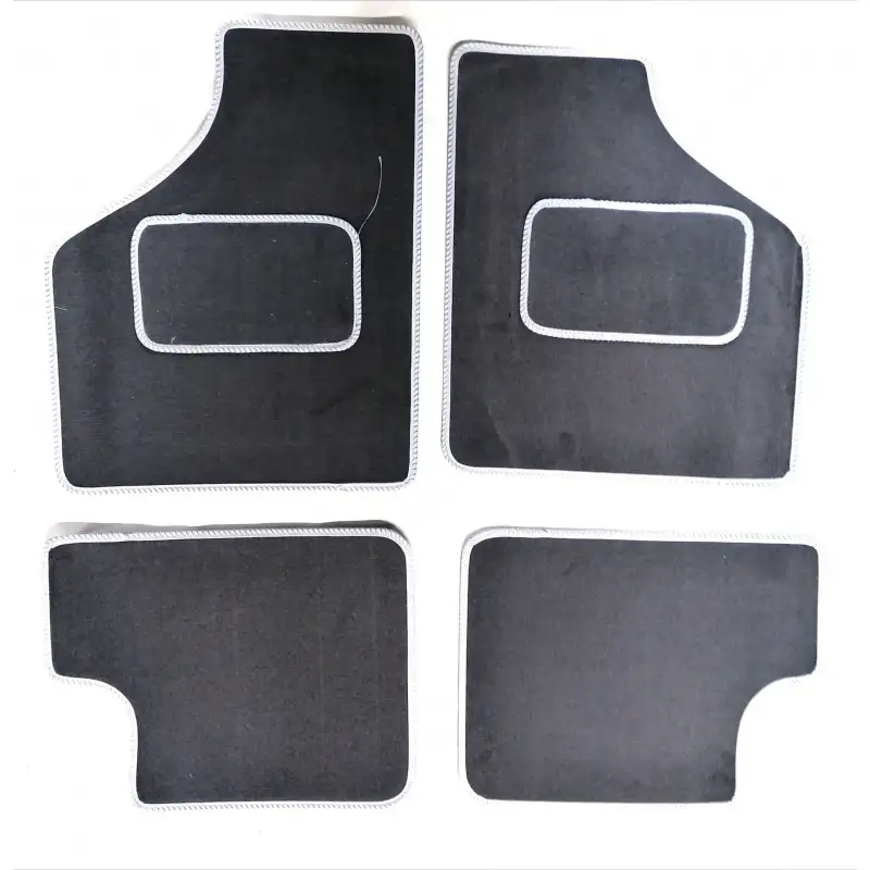 4 tapis de sol Gris liseré gris