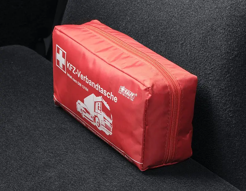 Kalff* Trousse de premiers secours dans un sac en nylon rouge,Nano