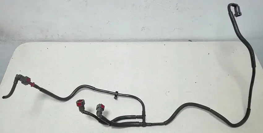 Tube de conduite de carburant d'origine Renault Trafic 06- 2.0 dci, 8200693780
