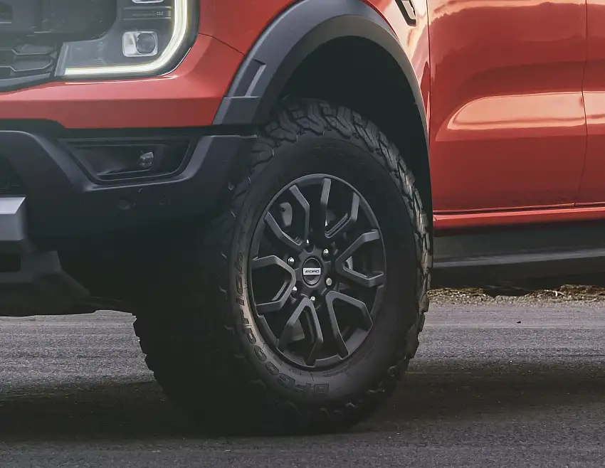 Originale Ford Ranger Jante en alliage 17" Modèle à 6 x 2 branches