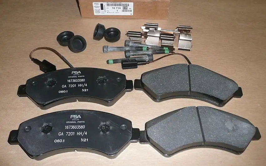 Original Plaquettes de frein Citroën Jumper, Peugeot Boxer 06|} avant 2.2/3.0 HDI 1.6 tonnes système de freinage Brembo , 1673