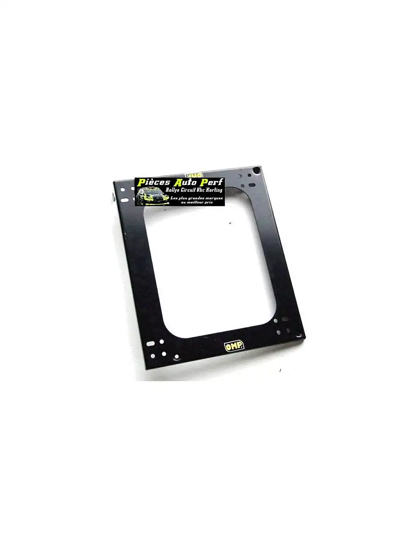 Fixation de siège spécifique OMP coté Conducteur RENAULT Clio 2
